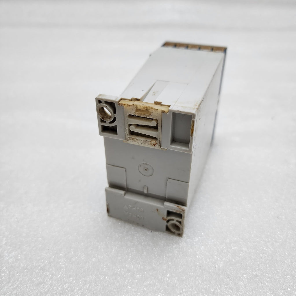 SCHLEICHER SXT12-A CURRENT MEASURING RELAY 18500792 220-240VAC