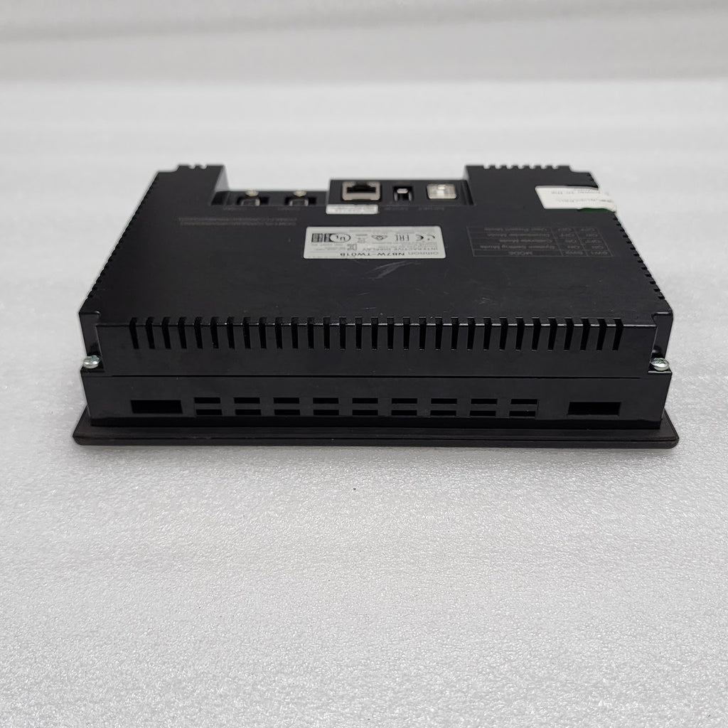 OMRON NB7W-TW01B HMI INTERACTIVE DISPLAY 24V DC
