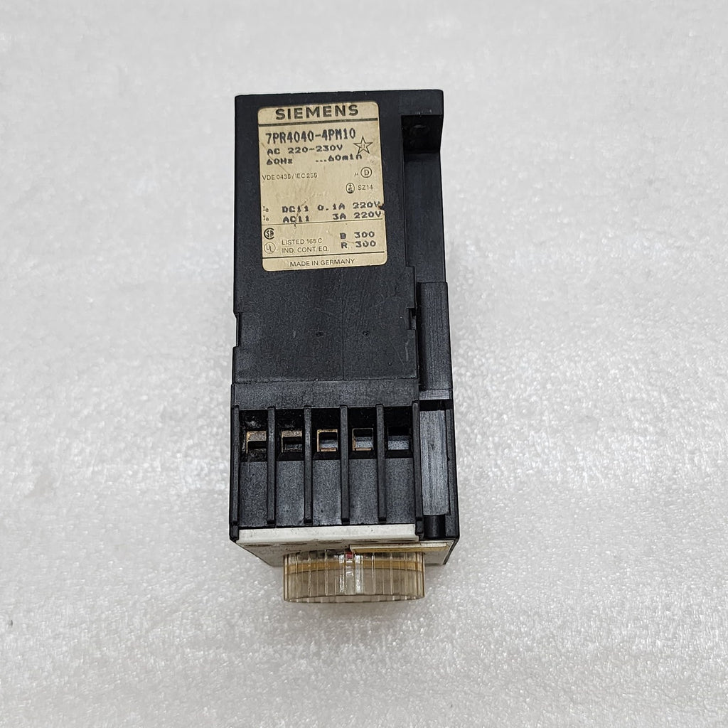 SIEMENS 7PR4040-4PM10 TIME RELAY 220-240V