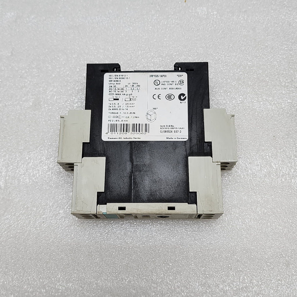 SIEMENS 3RP1505-1AP30 MULTI-FUNCTION TIMER RELAY