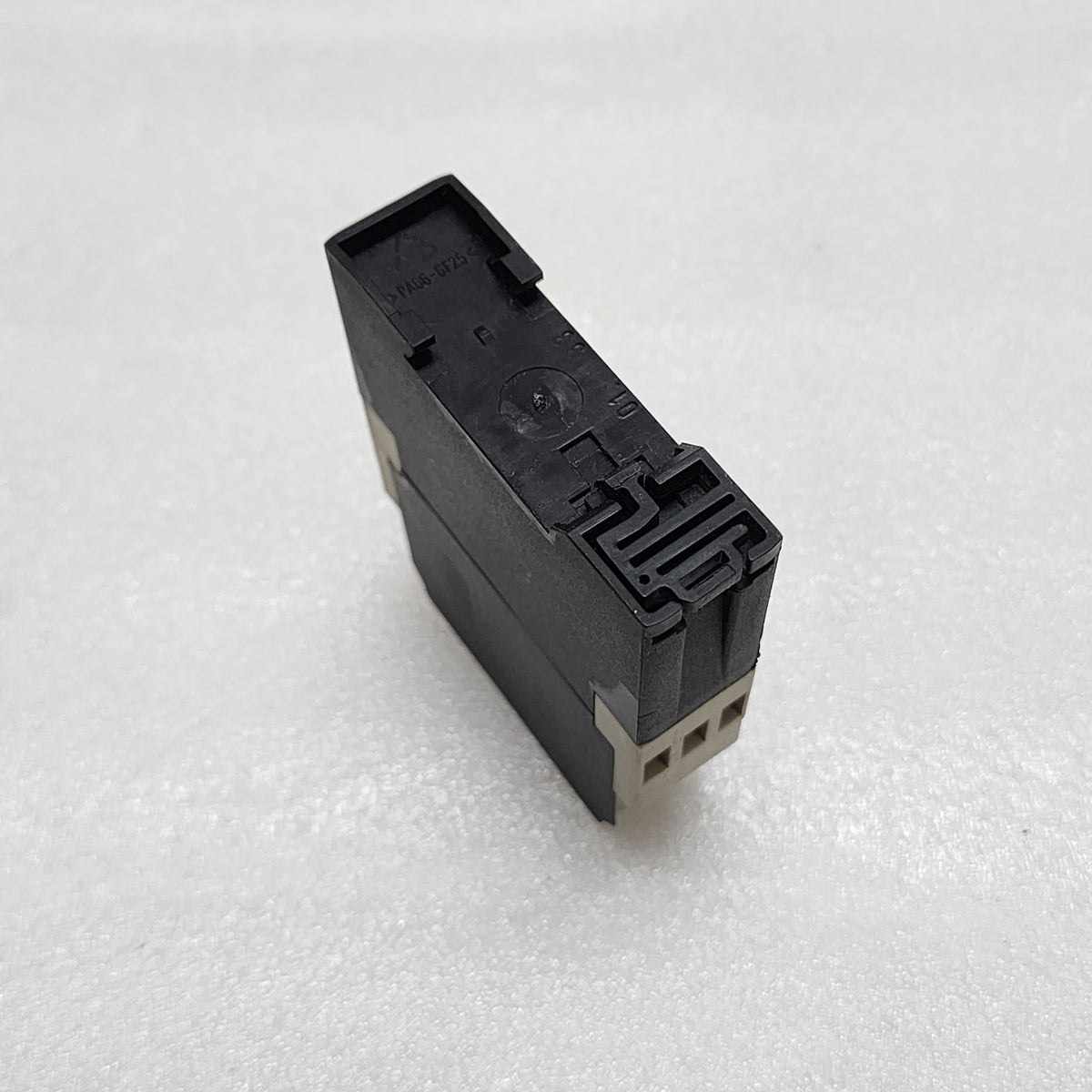 TELEMECANIQUE RE4 TL11BU TIMER RELAY 09970 110-240VAC/24V AC-DC