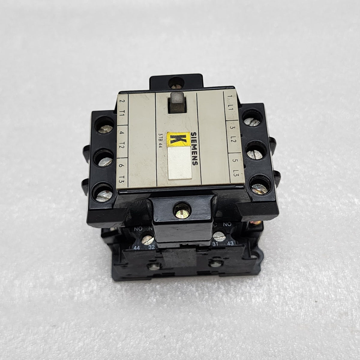 SIEMENS 3TB44 17-0A CONTACTOR