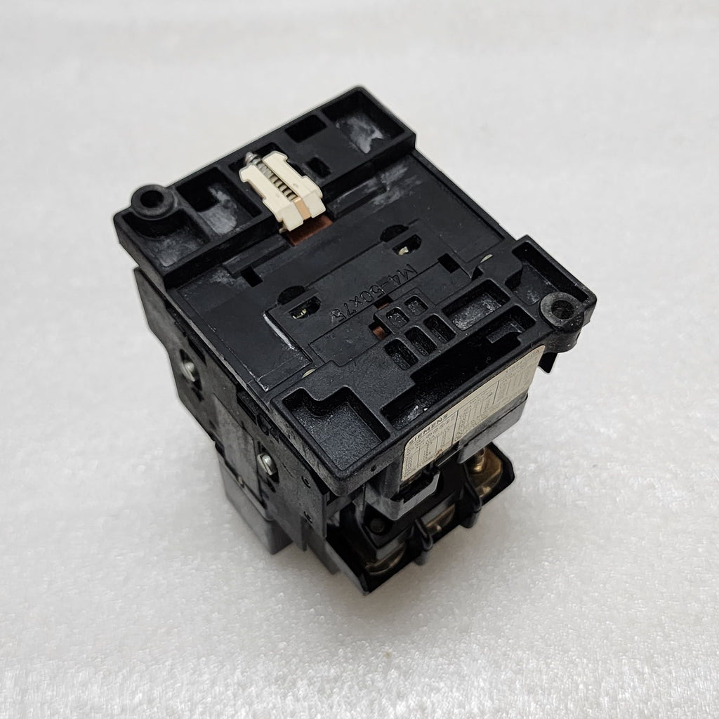 SIEMENS 3TB44 17-0A CONTACTOR