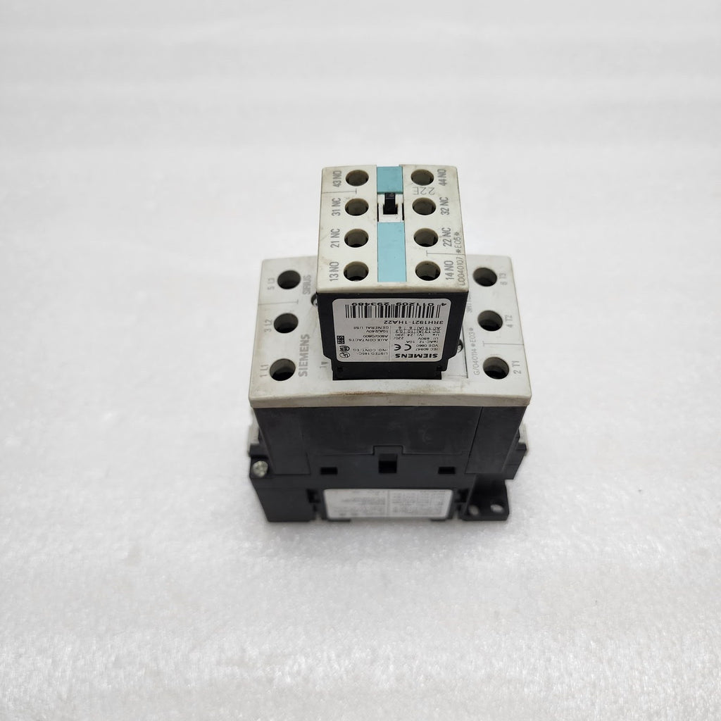 SIEMENS 3RT1035-1AL24 CONTACTOR COIL VOLTAGE 230V AUXILIARY 3RH1921-1HA22