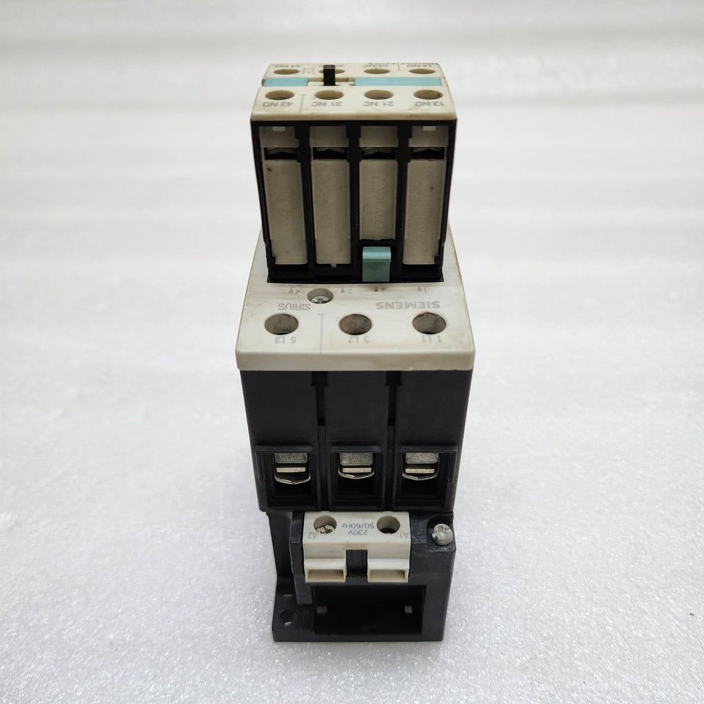 SIEMENS 3RT1035-1AL24 CONTACTOR COIL VOLTAGE 230V AUXILIARY 3RH1921-1HA22