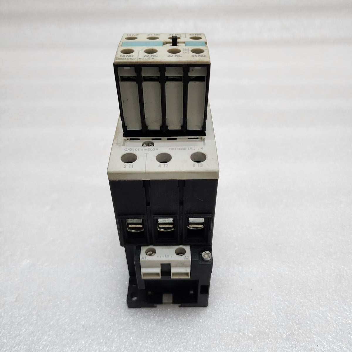 SIEMENS 3RT1035-1AL24 CONTACTOR COIL VOLTAGE 230V AUXILIARY 3RH1921-1HA22