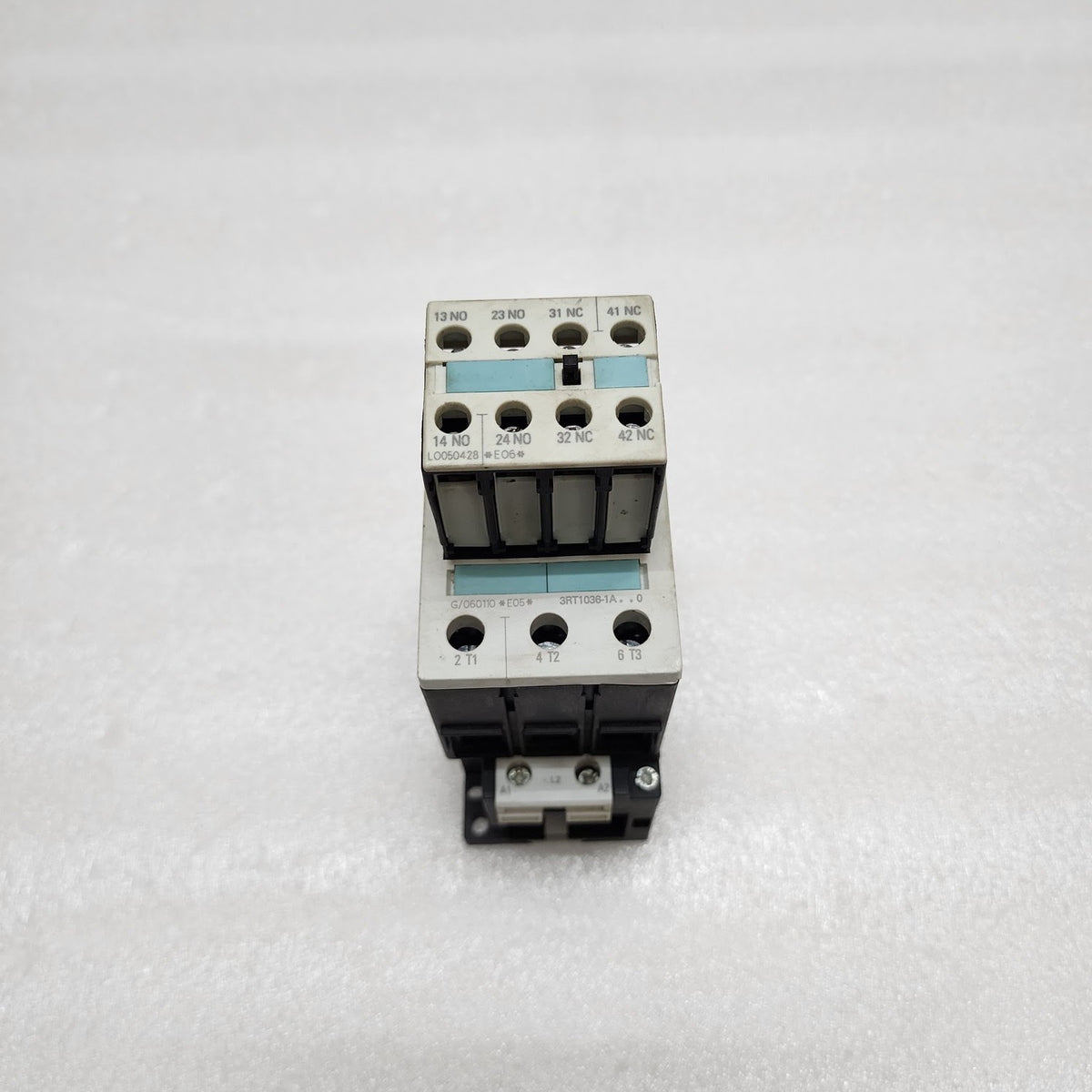 SIEMENS 3RT1036-1AL20 CONTACTOR COIL VOLTAGE 230V AUXILIARY 3RH1921-1FA22