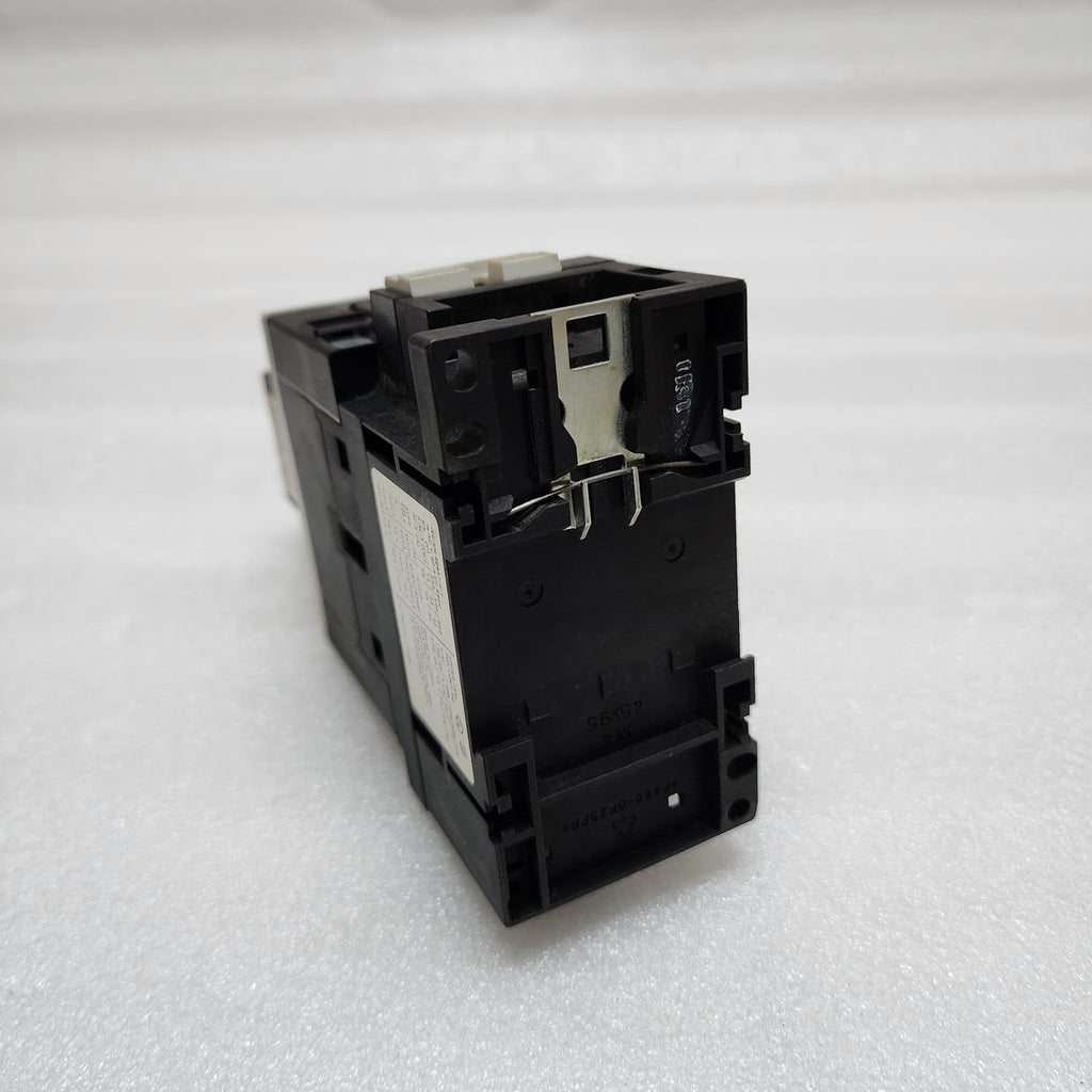 SIEMENS 3RT1036-1AL20 CONTACTOR COIL VOLTAGE 230V AUXILIARY 3RH1921-1FA22