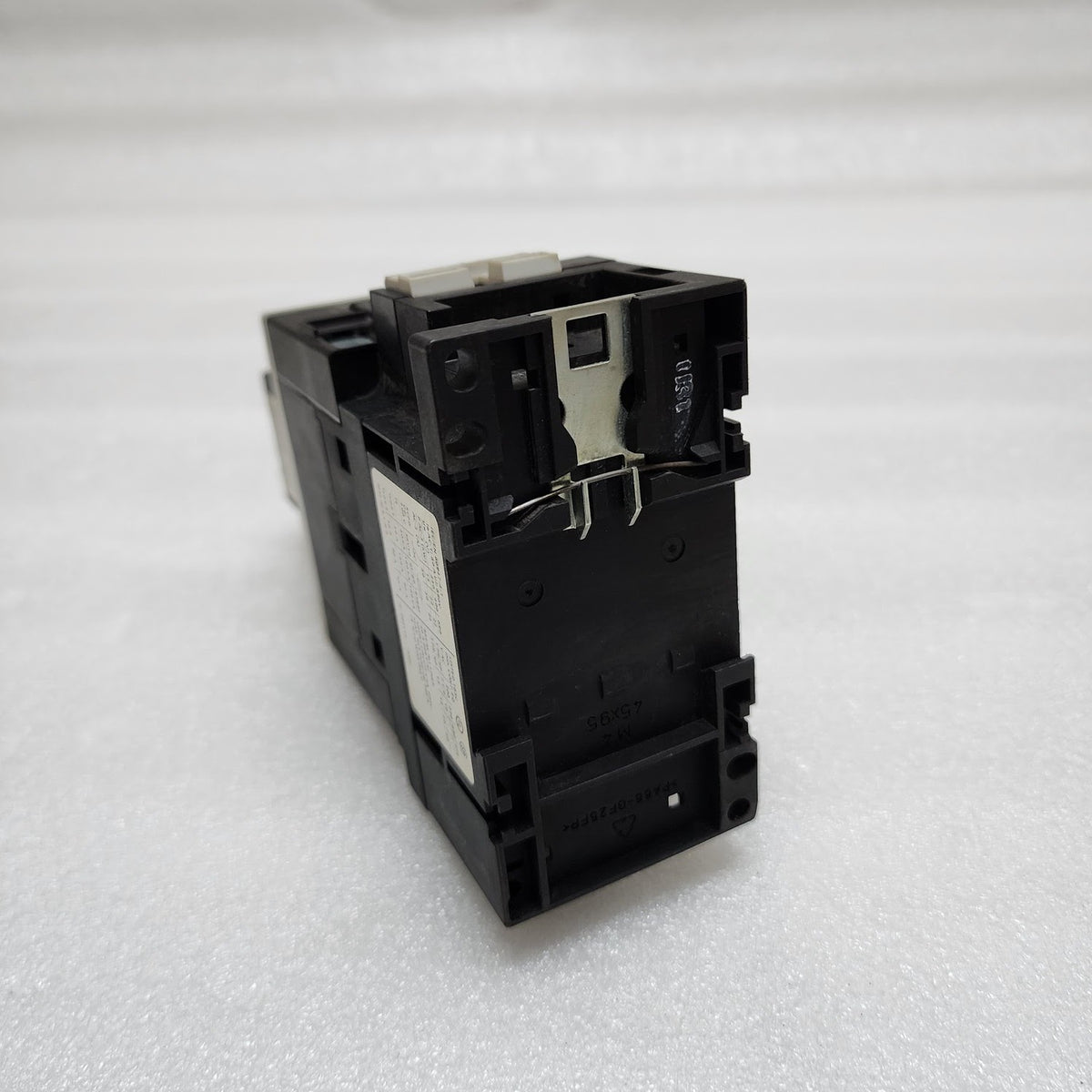 SIEMENS 3RT1036-1AL20 CONTACTOR COIL VOLTAGE 230V AUXILIARY 3RH1921-1FA22