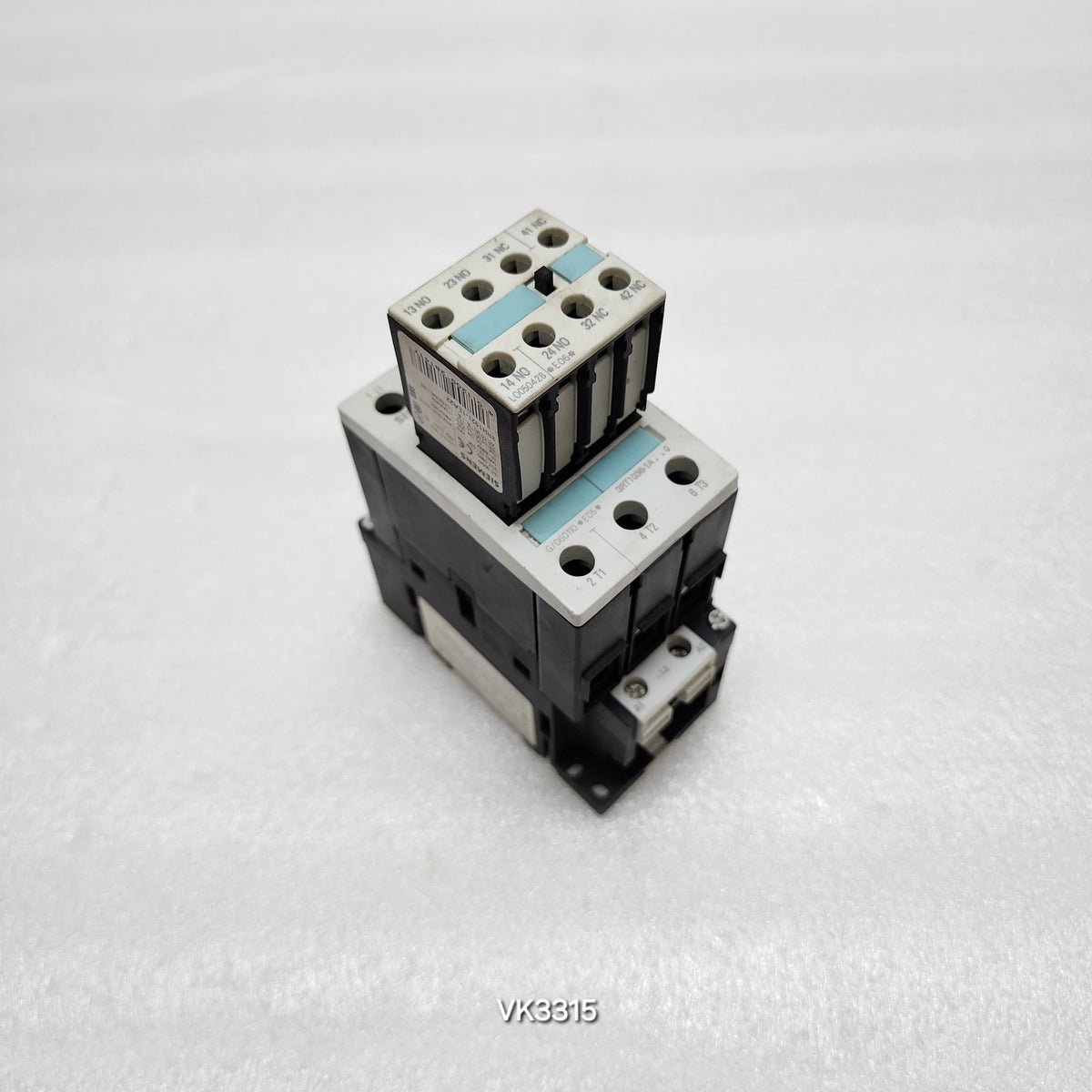 SIEMENS 3RT1036-1AL20 CONTACTOR COIL VOLTAGE 230V AUXILIARY 3RH1921-1FA22