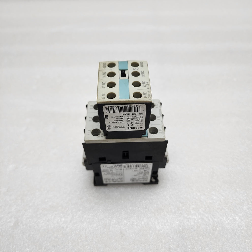 SIEMENS 3RT1024-1A CONTACTOR COIL VOLTAGE 230V AUX 3RH1921-1HA22