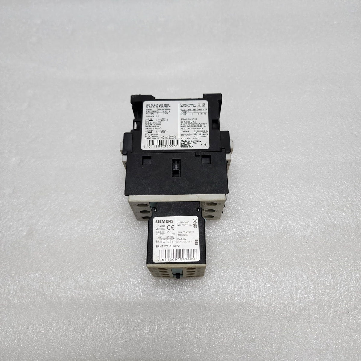 SIEMENS 3RT1024-1A CONTACTOR COIL VOLTAGE 230V AUX 3RH1921-1HA22