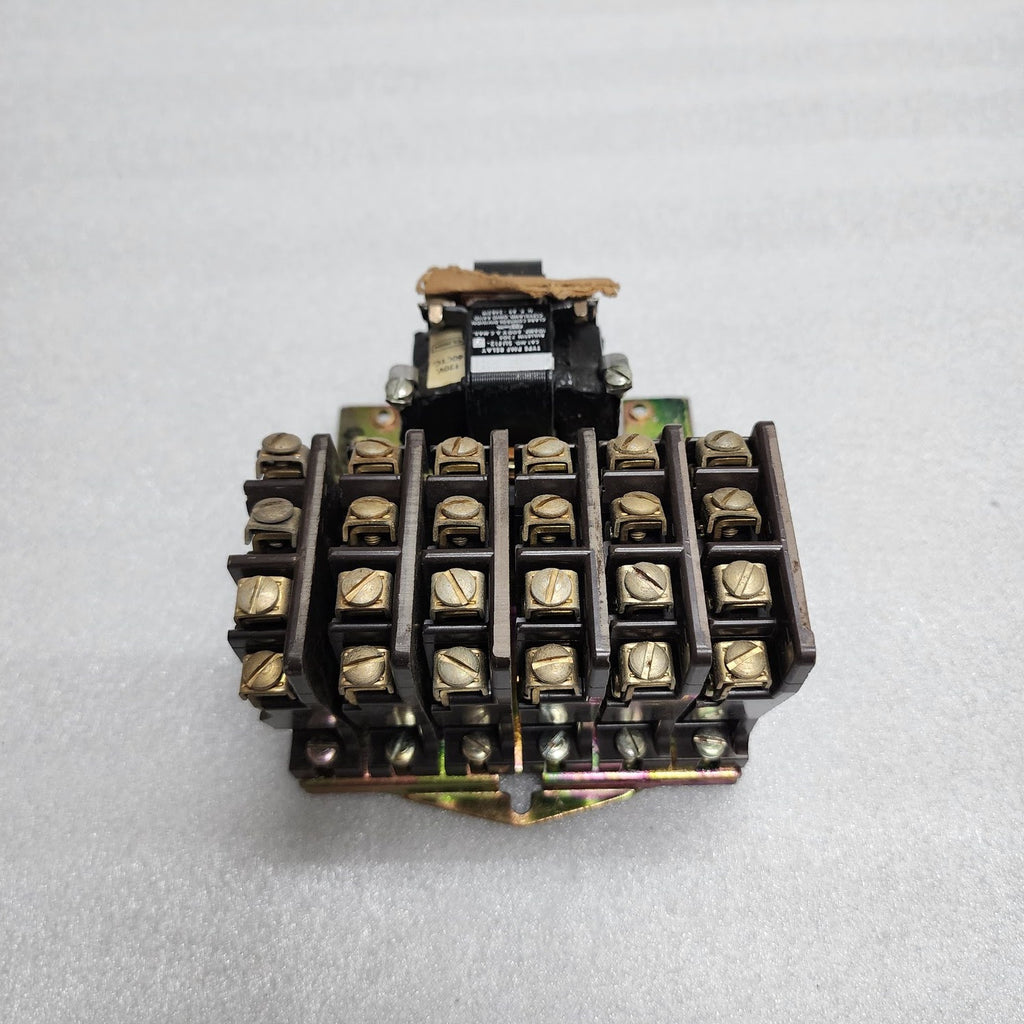 CLARK CONTROL DIVISION 5UF12-2 PMF RELAY 120V 5UF12-2-76