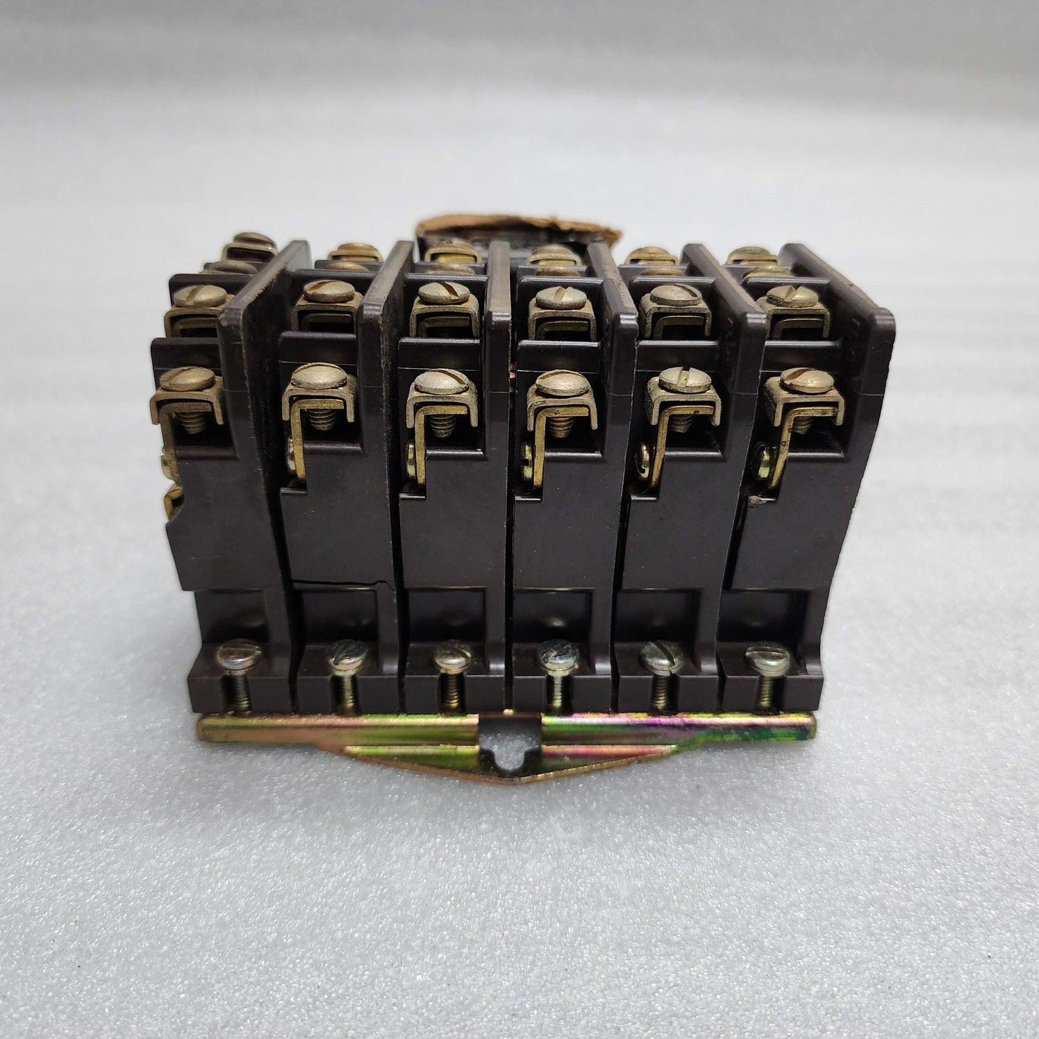CLARK CONTROL DIVISION 5UF12-2 PMF RELAY 120V 5UF12-2-76