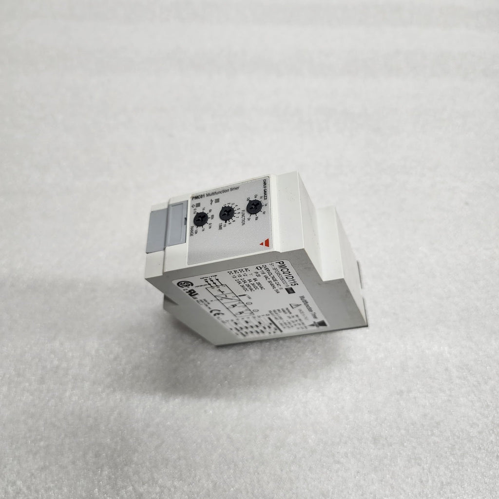 CARLO GAVAZZI PMC01D115 MULTIFUNCTION TIMER