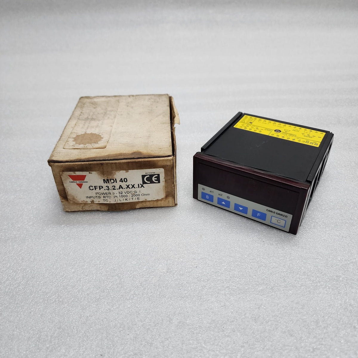 CARLO GAVAZZI MDI 40 PTC CFP.3.2.A.XX.IX 9-32VDC