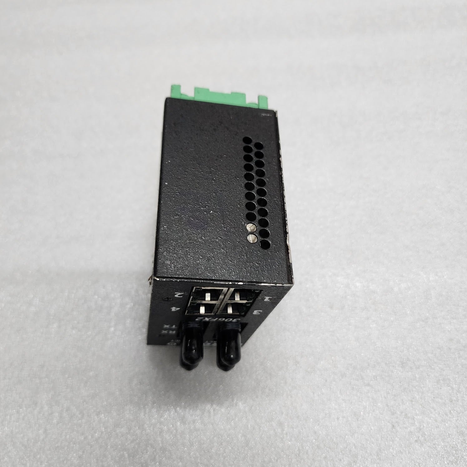 GLEICHSTROMEINGANG 306FX2-N-ST ETHERNET SWITCH 10-30V RED LION