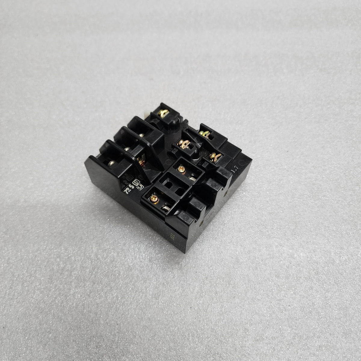 FUJI ELECTRIC TH-10NLH/M2 THERMAL OVERLOAD RELAY 110-160A