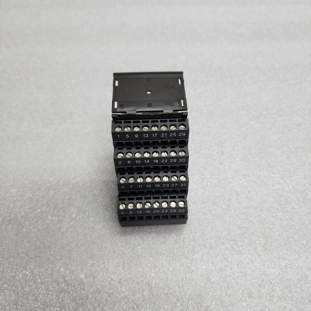 FISHER-ROSEMOUNT KJ4001X1-CJ1 32-CHANNEL TERMINAL BLOCK 12P1902X032