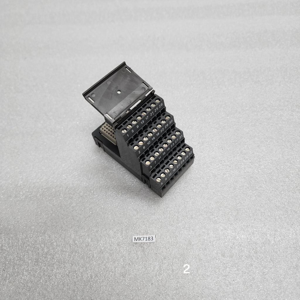 FISHER-ROSEMOUNT KJ4001X1-CJ1 32-CHANNEL TERMINAL BLOCK 12P1902X032