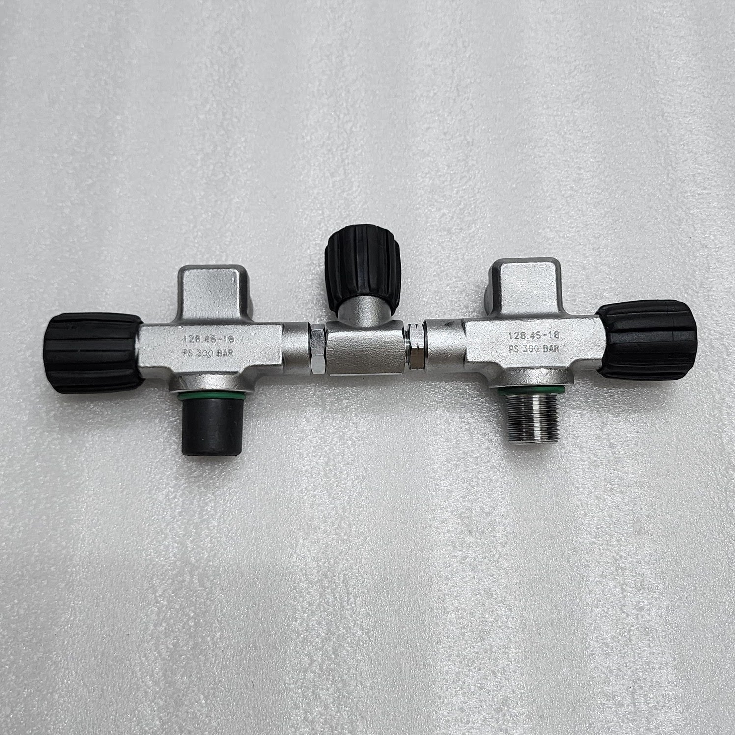 DOUBLE TANK MANIFOLD M25-300 DIVING CYLINDER VALVE 300 BAR
