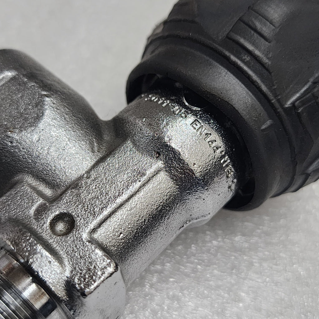 SABRE BREATHING AIR CYLINDER VALVE 300 BAR THREAD M18