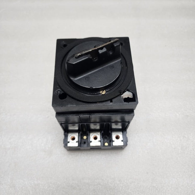 MERLIN GERIN C125-NL MA 3-POLE CIRCUIT BREAKER 80A