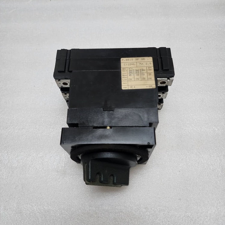 MERLIN GERIN C125NL-MA 3-POLE CIRCUIT BREAKER 32A