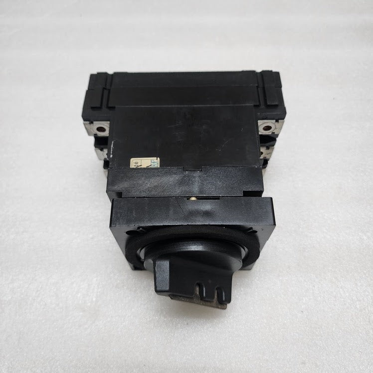 MERLIN GERIN C125NL-MA 3-POLE CIRCUIT BREAKER 32A