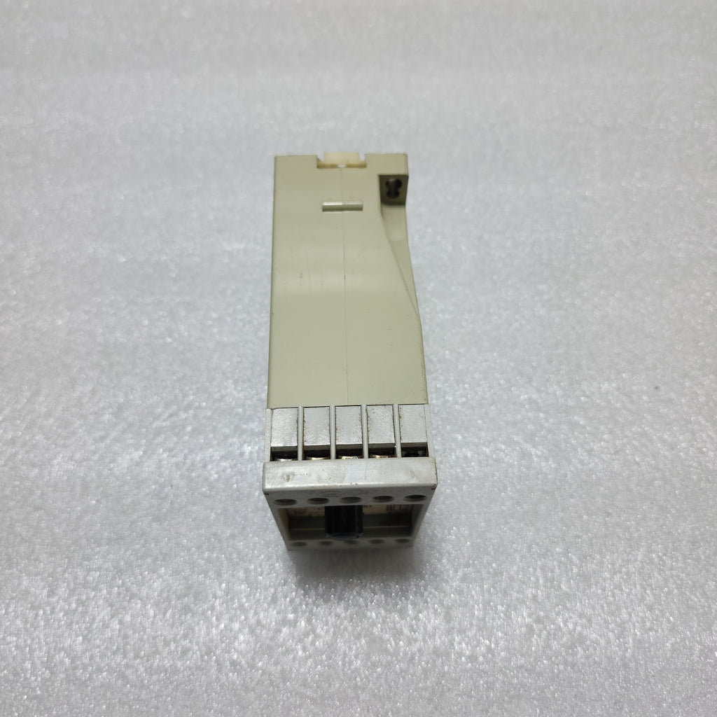 DOLD AI 905.82 TIME RELAY 220V