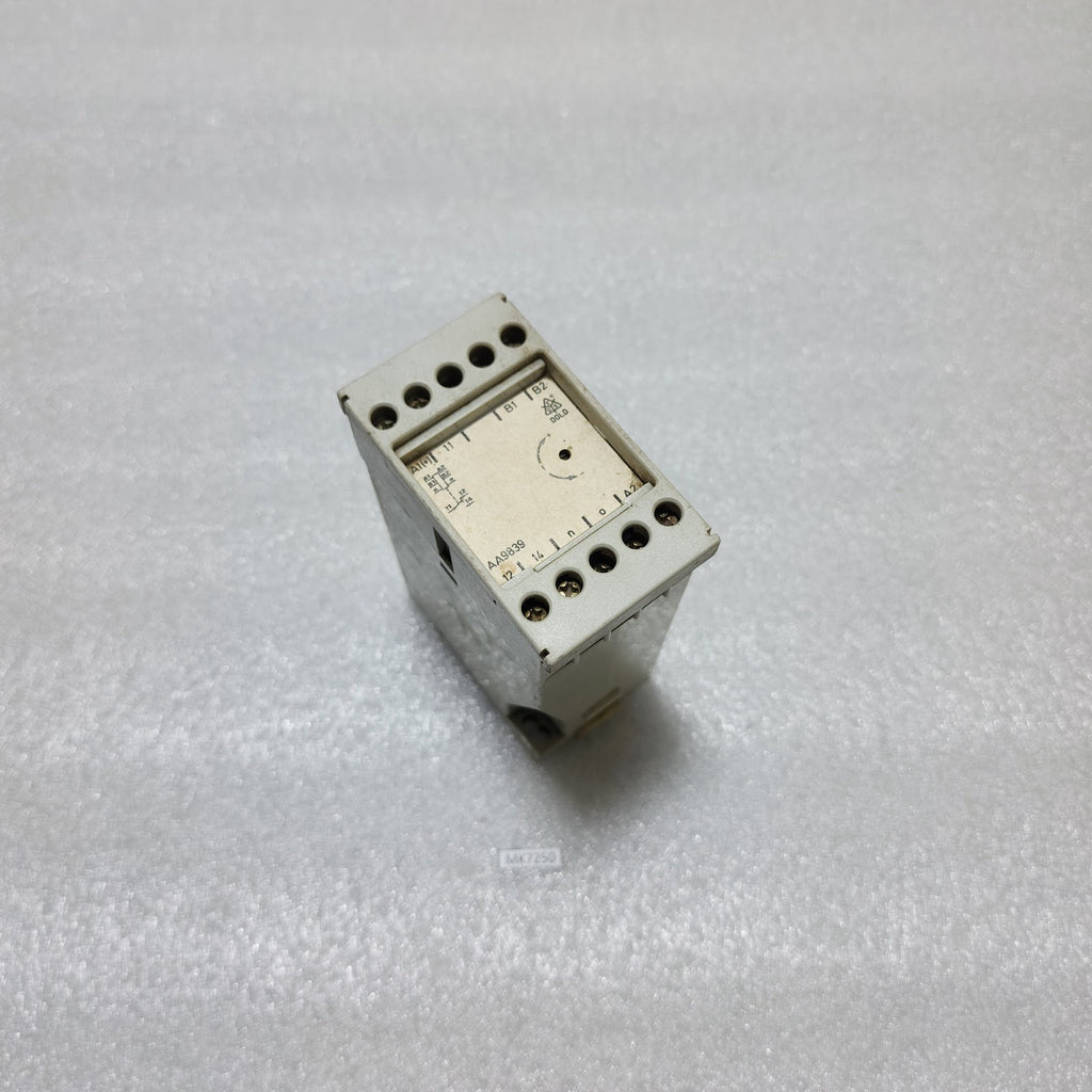 DOLD AA 9839.11 TIMER RELAY 24VDC