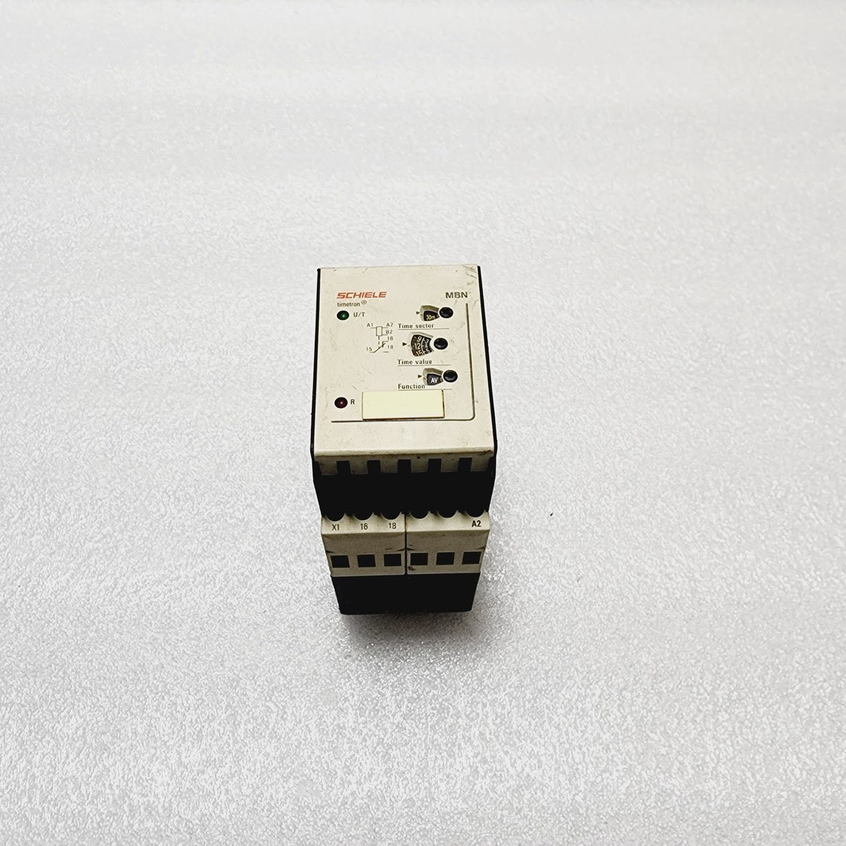 SCHIELE MBN TIMER RELAY 2.440.011.11 220-240V
