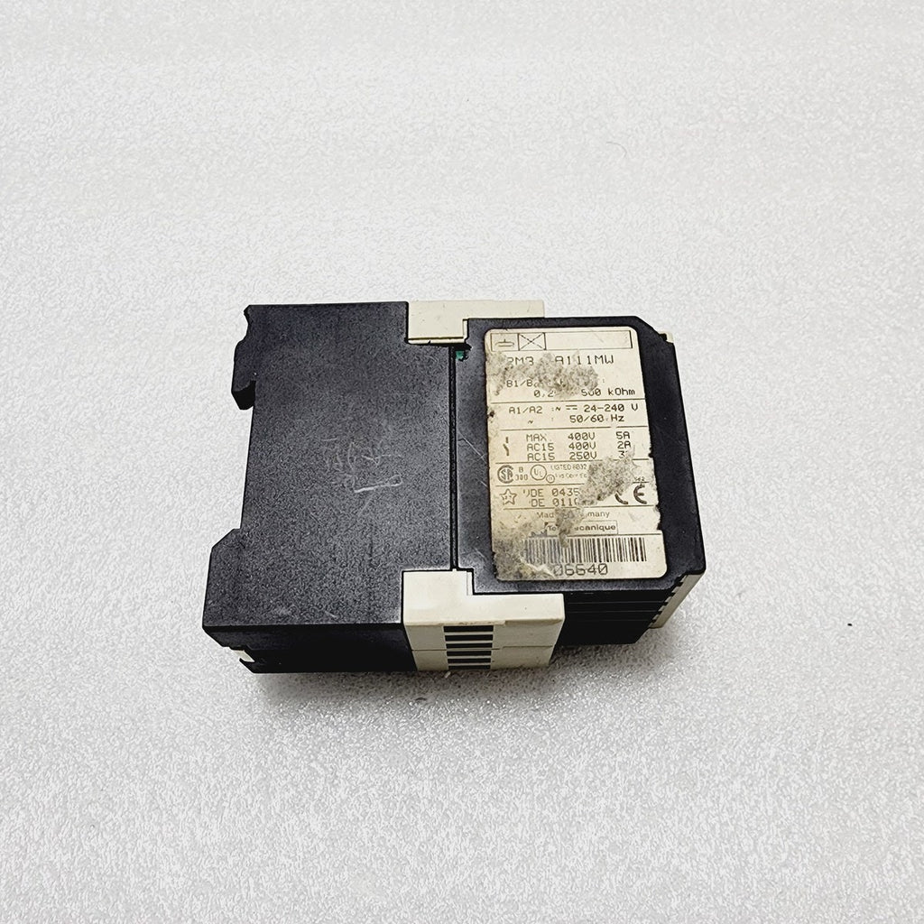 TELEMECANIQUE RM3 LA111MW RELAY 06640 24-240V AC/DC