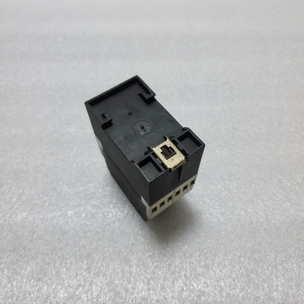 MOELLER EMR4-I1-2-A CURRENT MONITORING RELAY 24-240VAC/DC