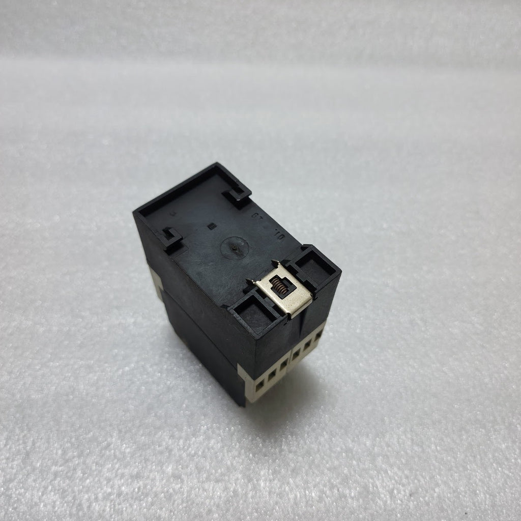 ENTRELEC SCHIELE ESN VOLTAGE MONITORING RELAY 2.450.211.02 220-240V