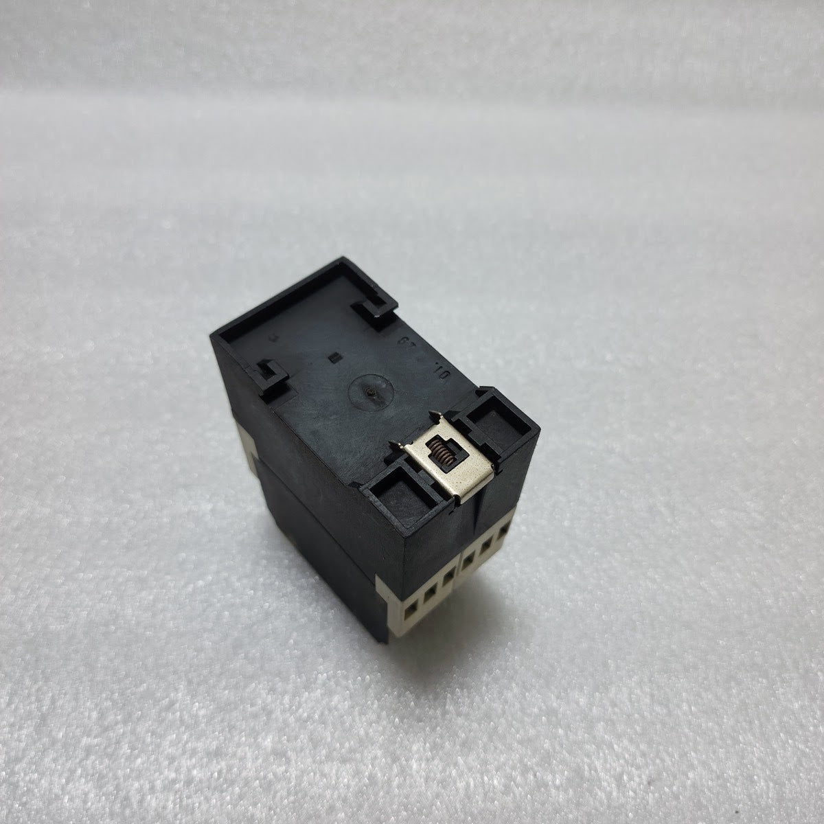ENTRELEC SCHIELE ESN VOLTAGE MONITORING RELAY 2.450.211.02 220-240V