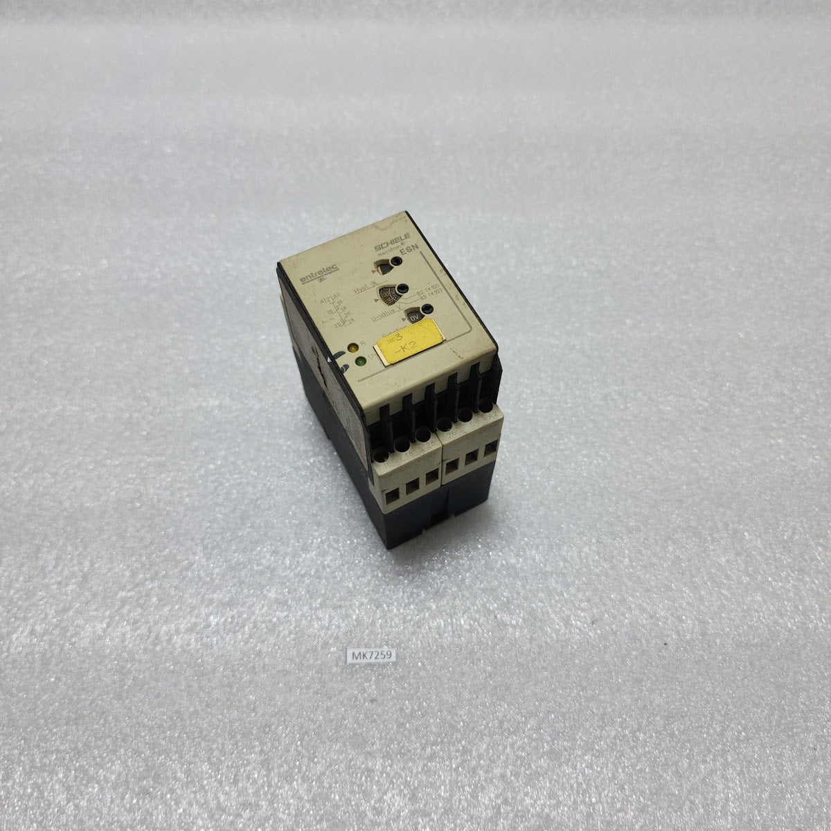 ENTRELEC SCHIELE ESN VOLTAGE MONITORING RELAY 2.450.211.02 220-240V