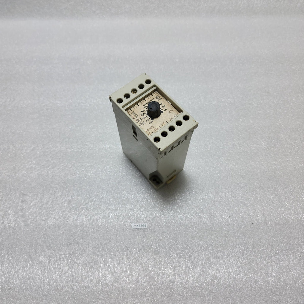 DOLD AI 905.81/66 SAFETY RELAY 220V