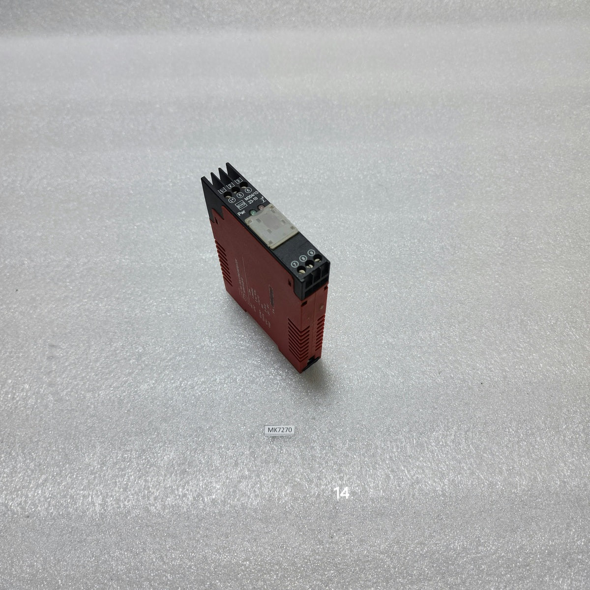 STAHL M304/10-23-10 mA ISOLATING REPEATER 20-35VDC