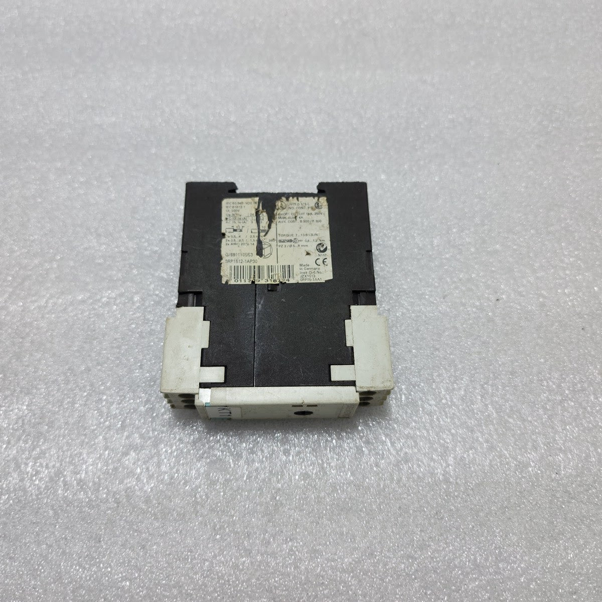 SIEMENS 3RP1512-1AP30 TIMER RELAY