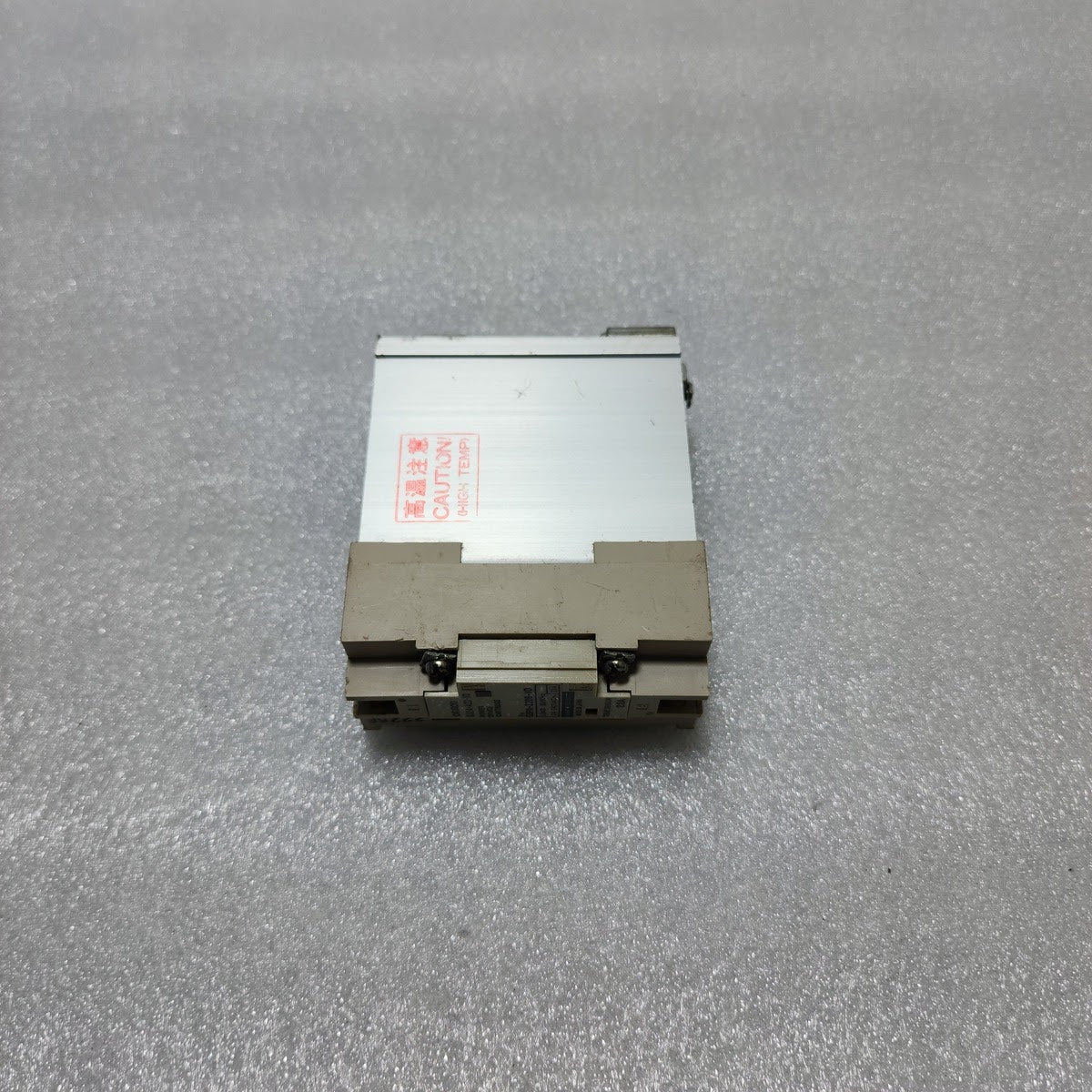 OMRON G32A-A20-VD SOLID STATE RELAY