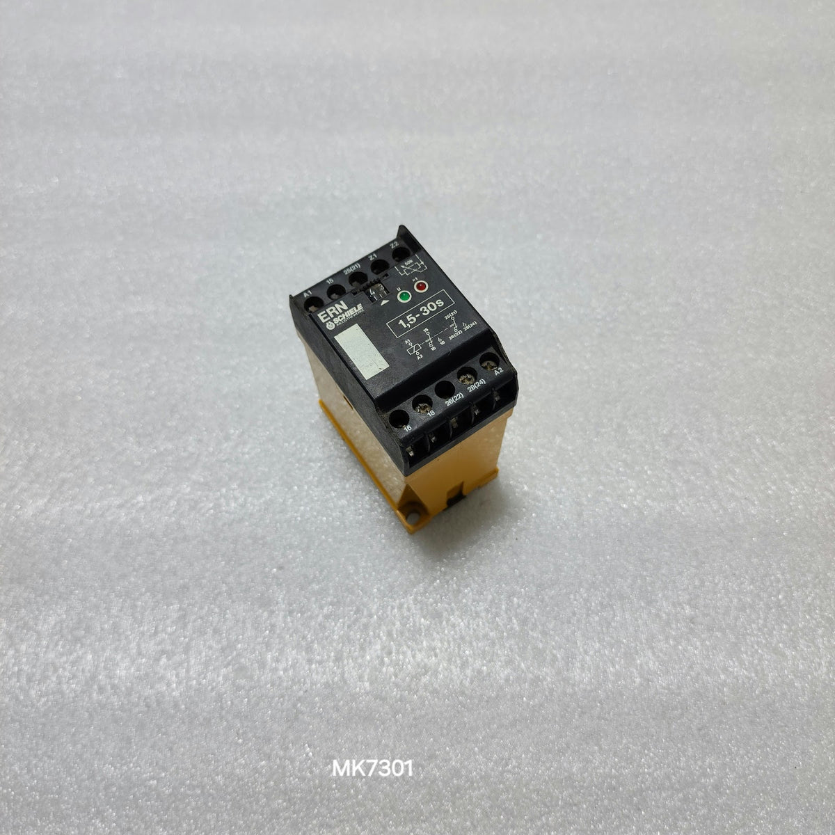 SCHIELE ERN TIMER RELAY 2.409.001.33 220-240V AC