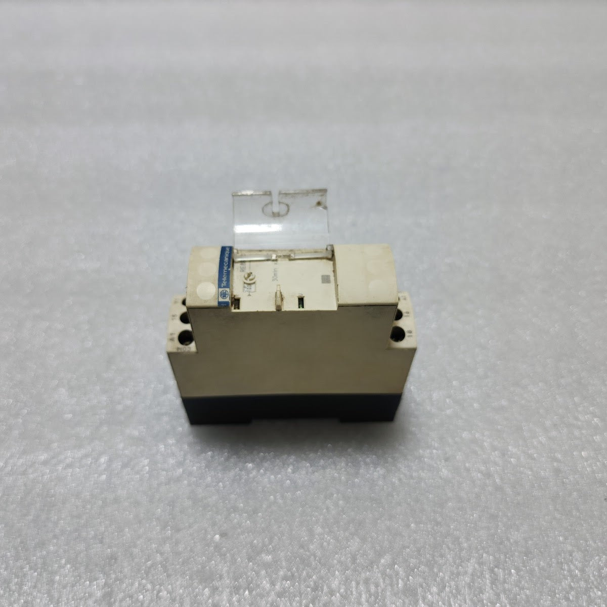 RE8RA41FU TIMER RELAY 110-240V