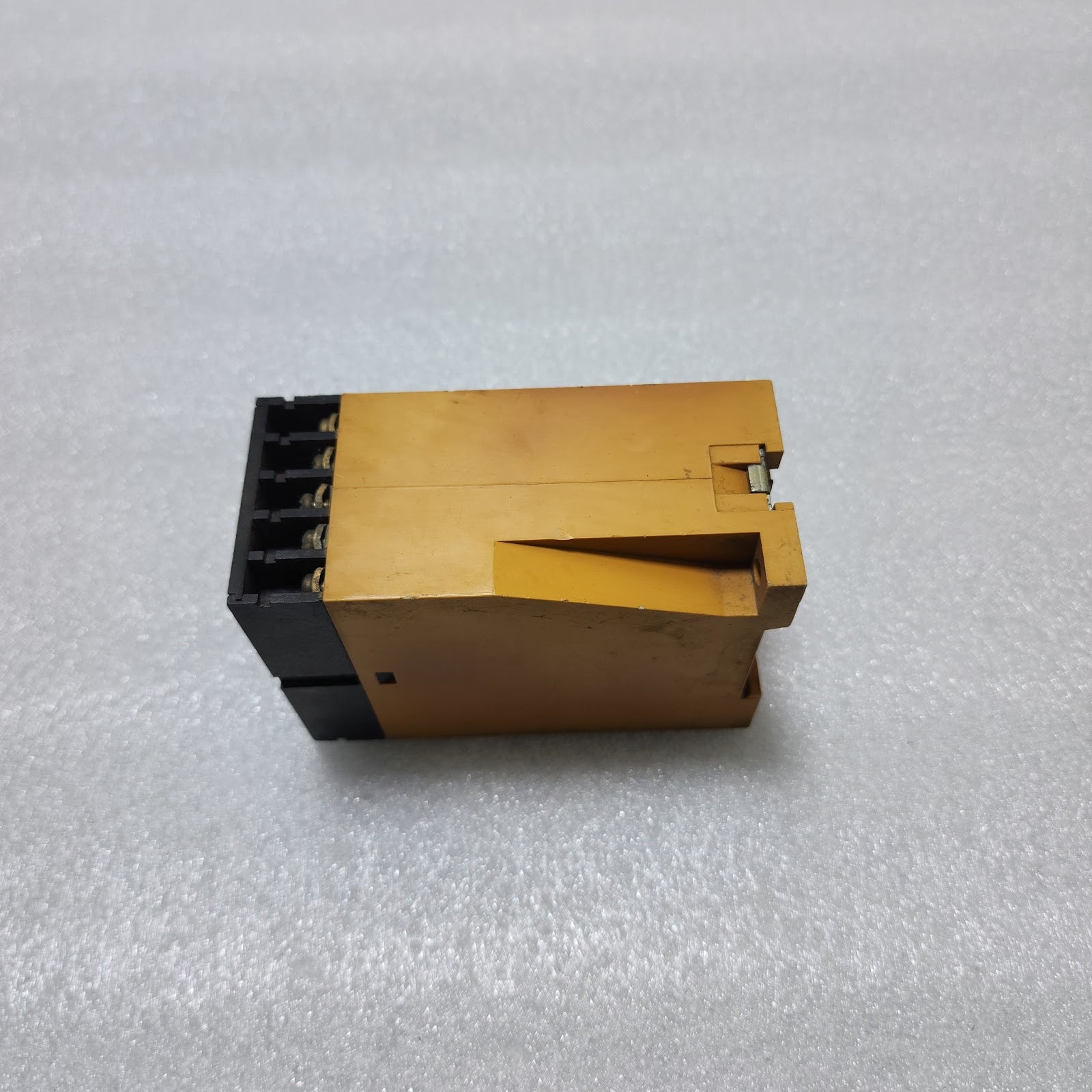 GHISALBA GHST CONTACTOR 110-220V GHST