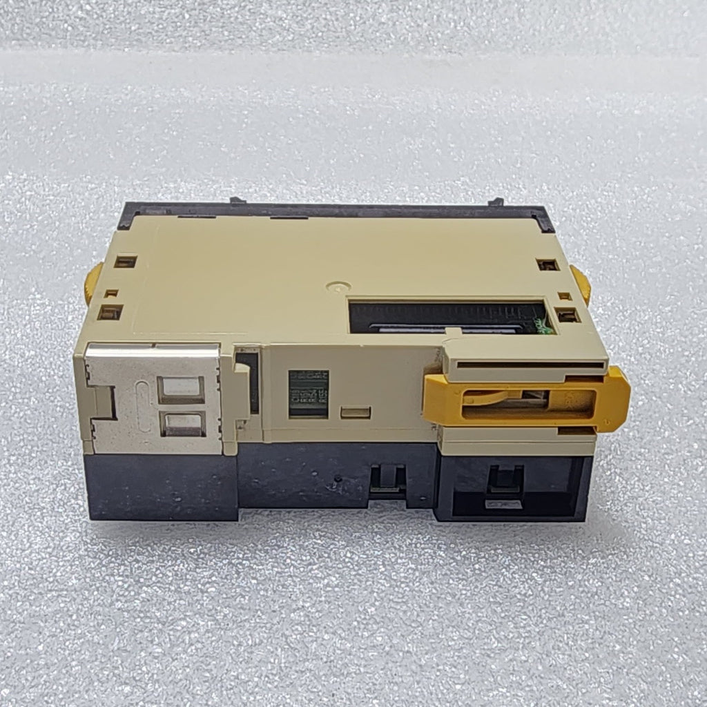 OMRON CJ1W-OD233 OUTPUT UNIT