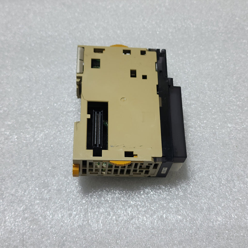 OMRON CJ1M-CPU11 CPU UNIT