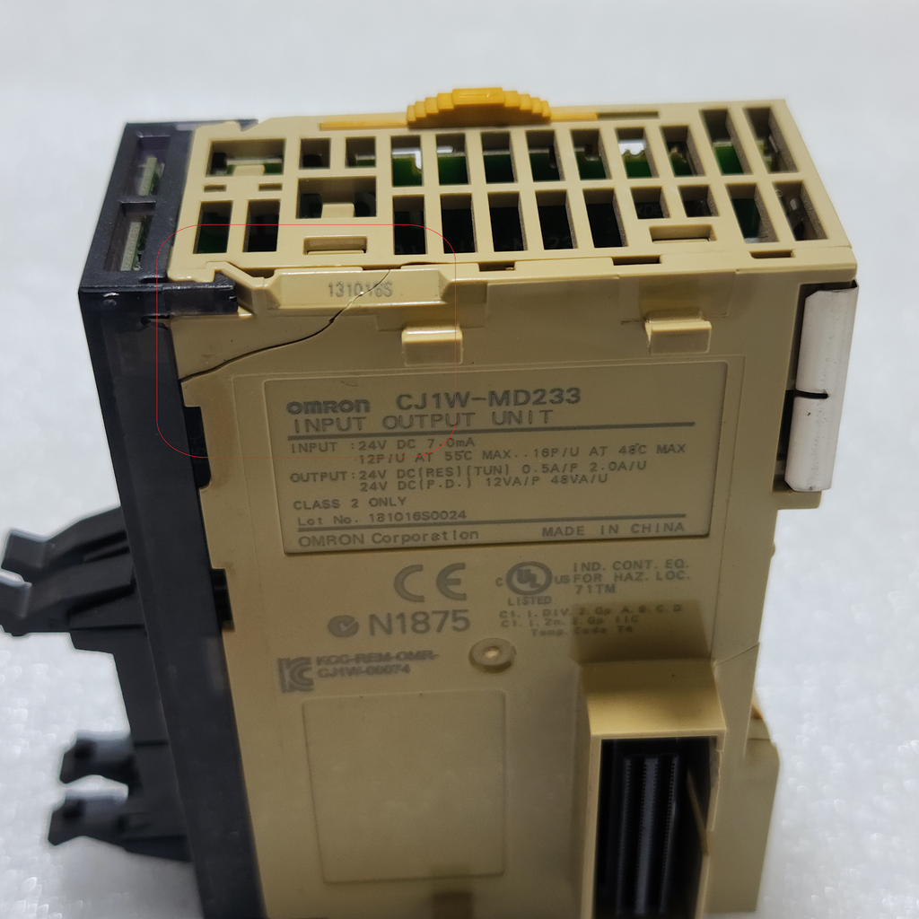 OMRON CJ1W-MD233 INPUT OUTPUT UNIT