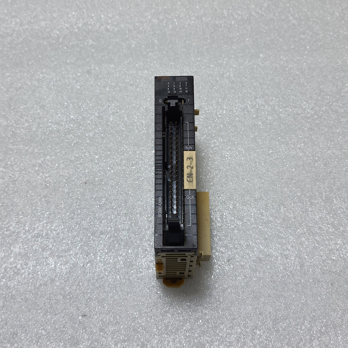 OMRON CJ1W-1D232 INPUT UNIT