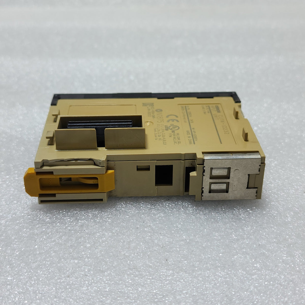 OMRON CJ1W-1D232 INPUT UNIT