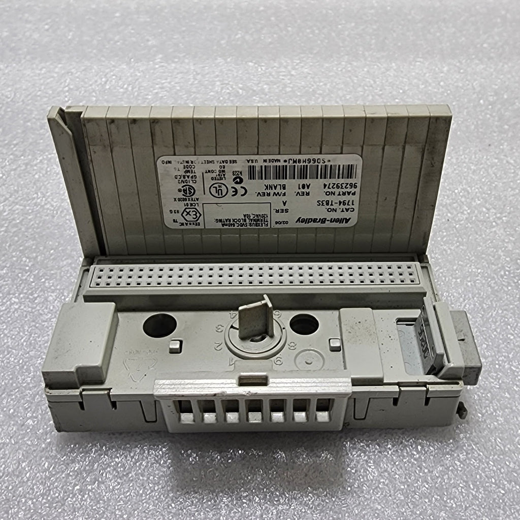 ALLEN BRADLEY CAT 1794-IB16 SER A I/O DISCRETE INPUT MODULE 96145678 1794-TB3S